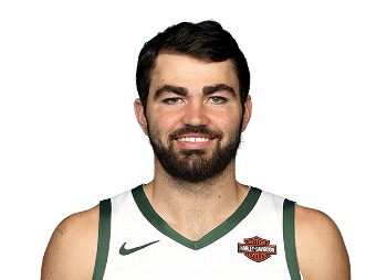 Luke Maye